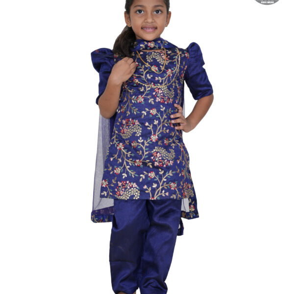 Girls Kurthi Set